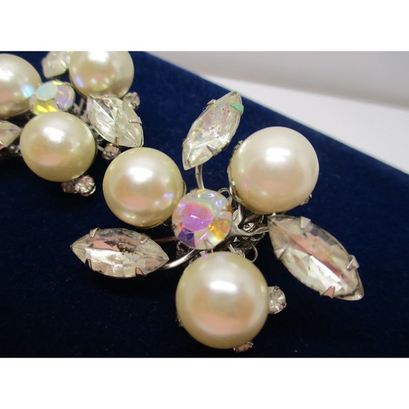 Vintage Judy Lee Silver AB Rhinestone Pearl Flower Spray Clip on Earrings - Picture 7 of 10